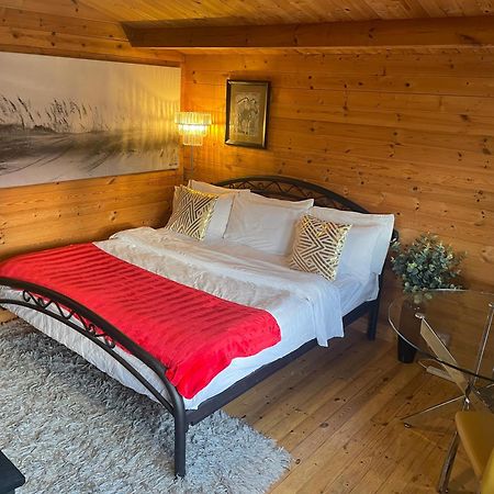 Chalet Free Sauna & Spa Superking Bed Killaloo Exteriér fotografie