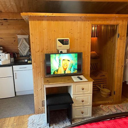 Chalet Free Sauna & Spa Superking Bed Killaloo Exteriér fotografie