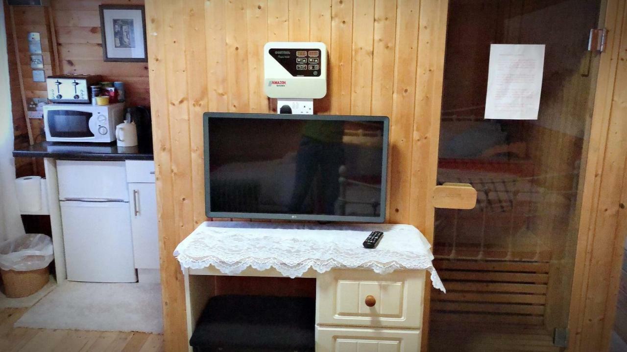 Chalet Free Sauna & Spa Superking Bed Killaloo Exteriér fotografie